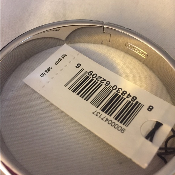 Coach hinged Bangle - Picture 2 of 3